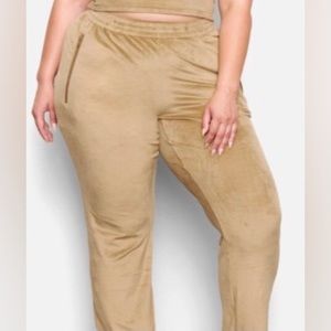 NWT Skims Velour Track Pants